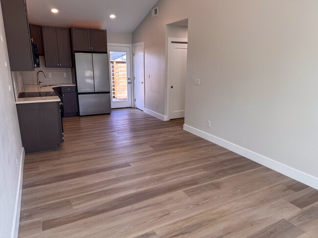 Photo - 419 Snyder Ave