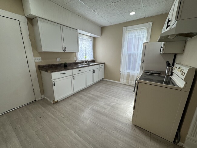 Photo - 3 Bedroom 2 Bath Where Timeless History Meets Modern Living!