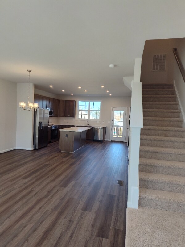 Photo - 409 Willowshire Ct