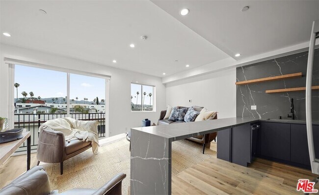 Photo - 849 Mariposa Ave Condo Unit 845 1/2