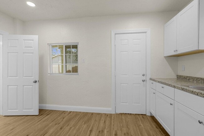 Photo - Favretto Ave Unit 2928 Favretto Ave