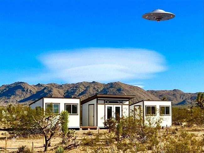 Photo - 60275 Verbena Rd