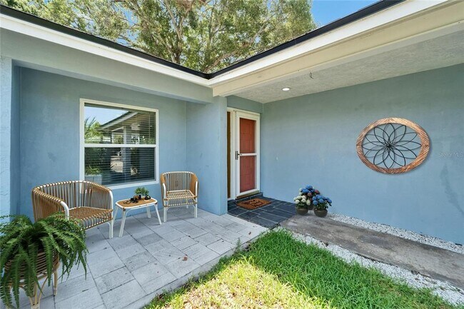 Photo - 2552 Bramblewood Dr W