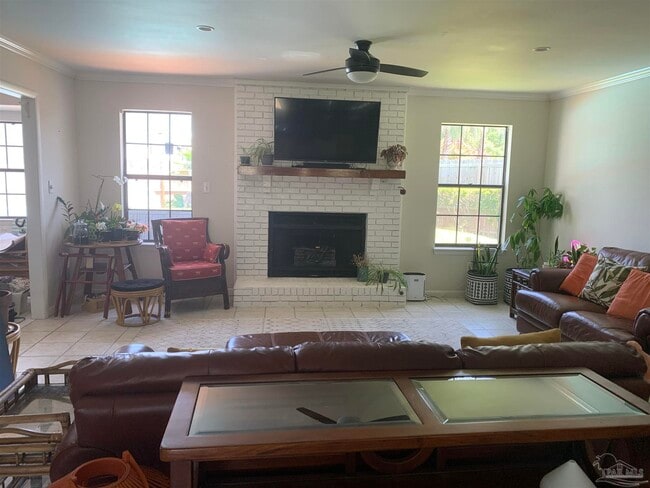 Photo - 1380 Calcutta Dr