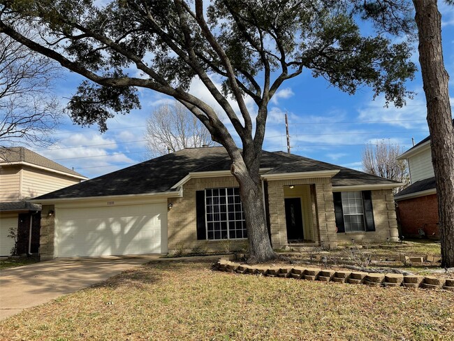 Building Photo - 11010 Springsong Dr
