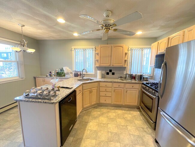 Photo - 112 Boston Ave Unit 1