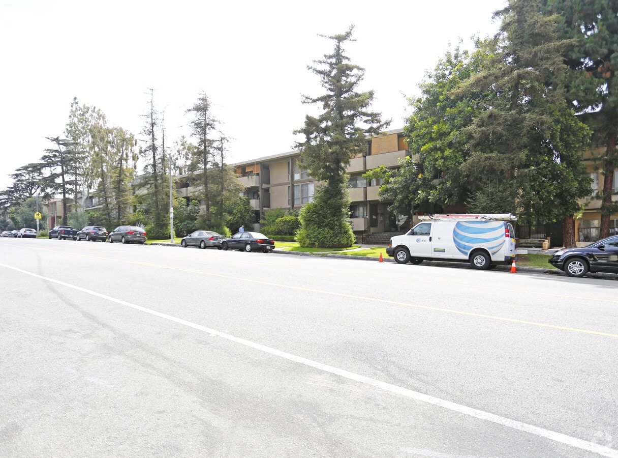 420 S La Fayette Park Pl - 420 S La Fayette Park Pl