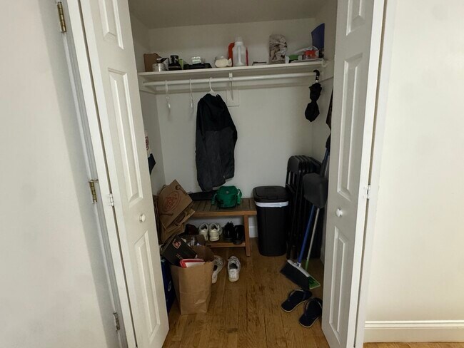 1533 Beacon St Unit 2A
