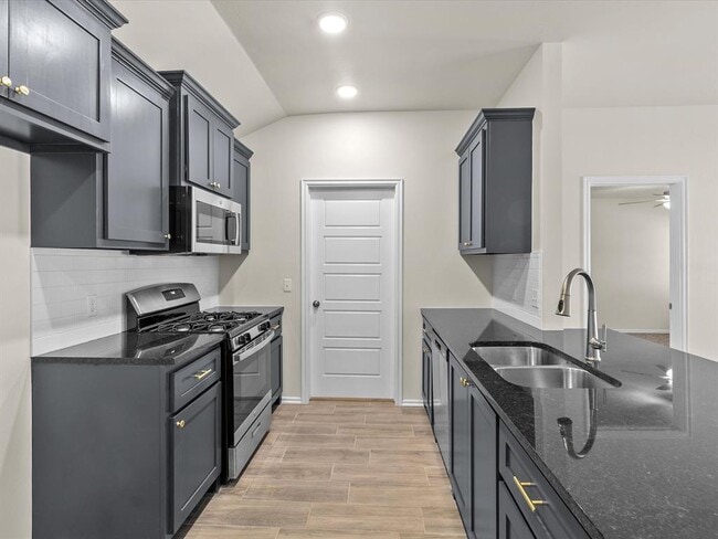 Building Photo - 12517 NE 36th St