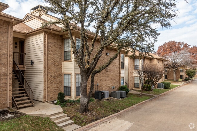 Additional Building View - Valley of Bent Tree Condominiums