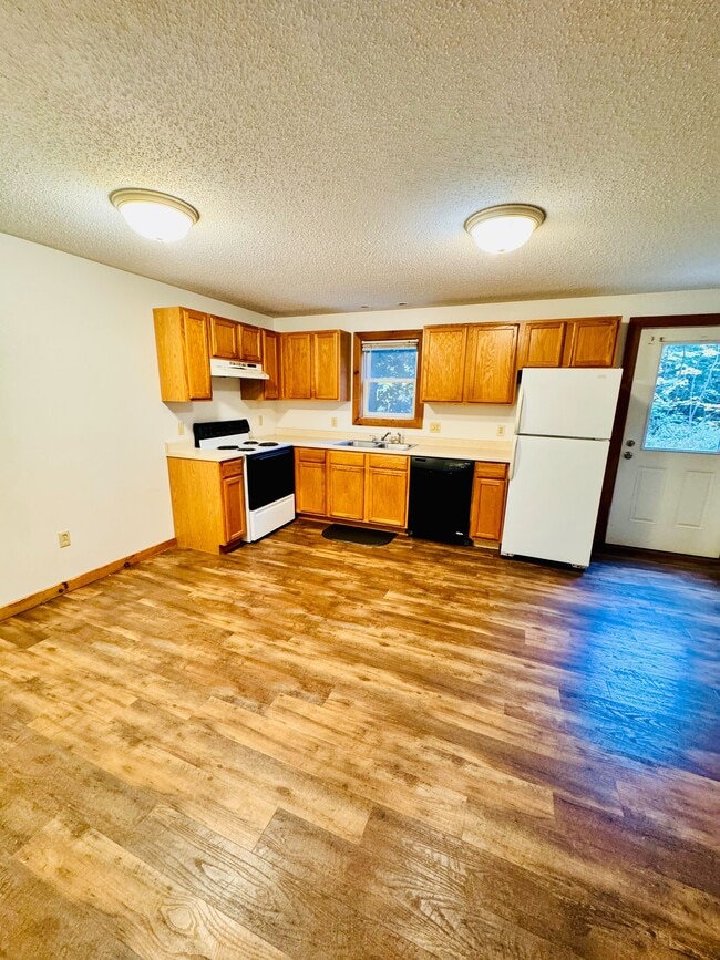 Photo - 7 Colby Way Unidad B