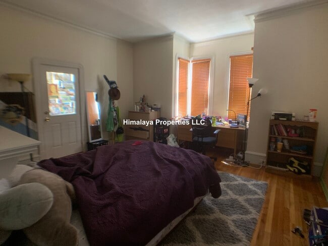Building Photo - 29 Capen St Rental