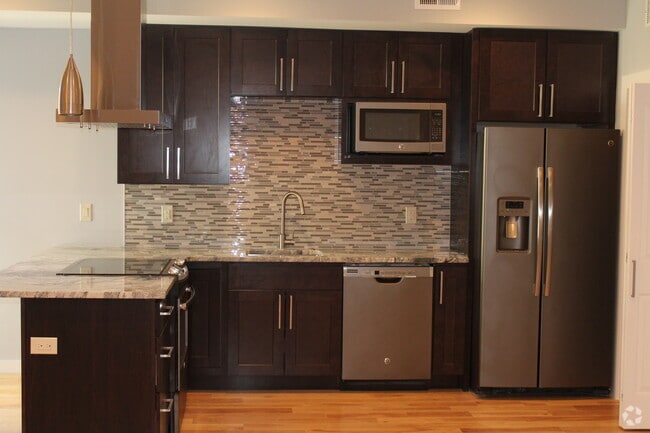 Building Photo - 708 N 19th St Rental