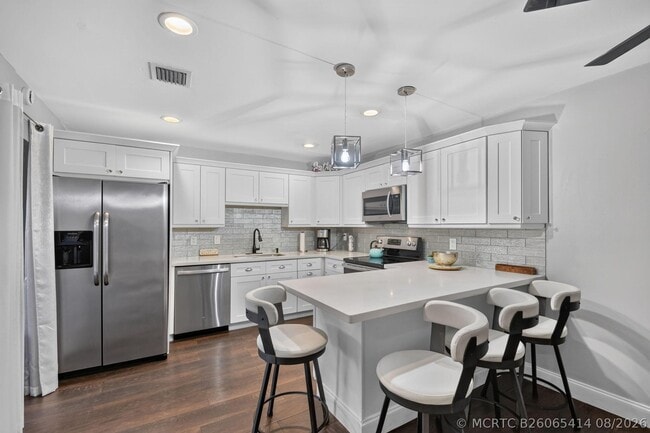 812 NW 30th Ave