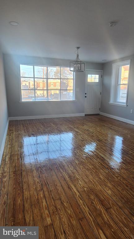 Photo - 7536 Williams Ave