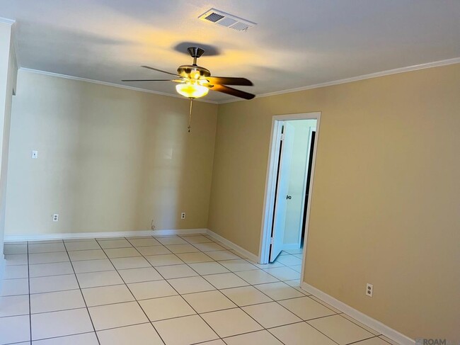 Photo - 308 Alexander Dr