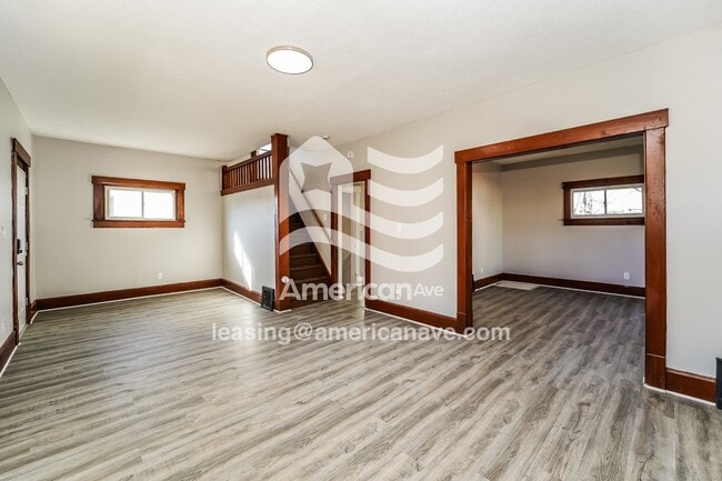 Photo - 913 Bedford Ave SW