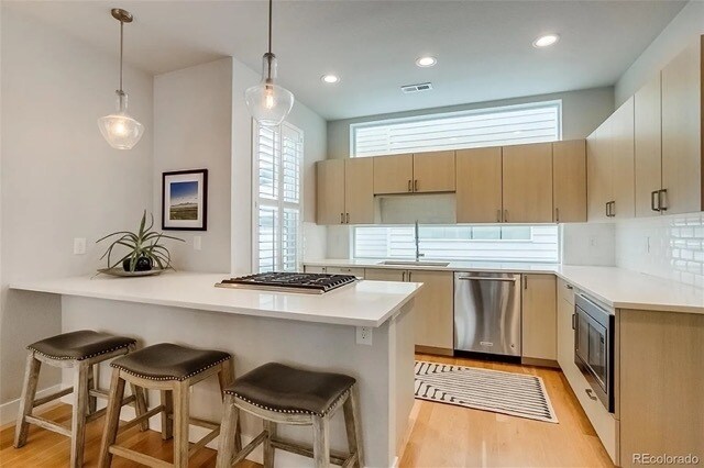 Photo - 3139 W 19th Ave