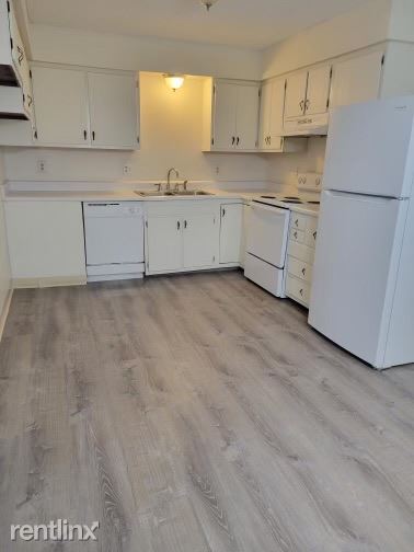 Shaker House Apartments