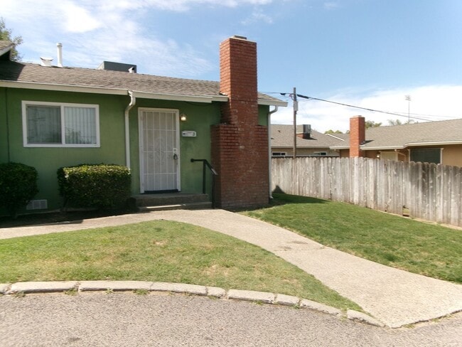Photo - 570 Gilbert Ave Unit 3