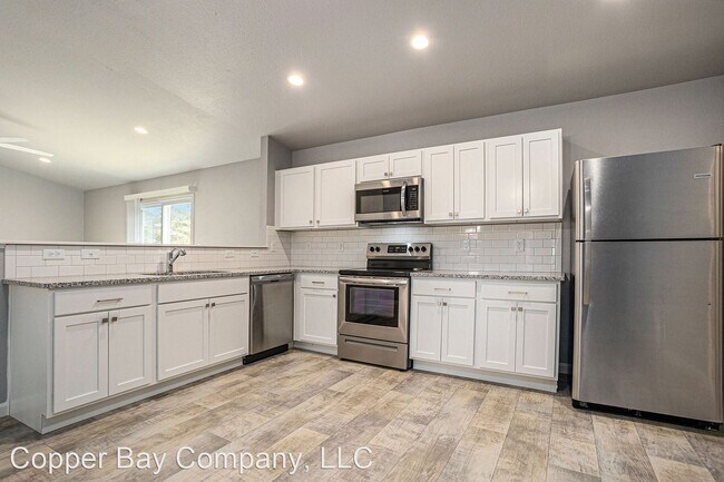 4 br, 2 bath House - 3053 N. Sedge Wren Dr...