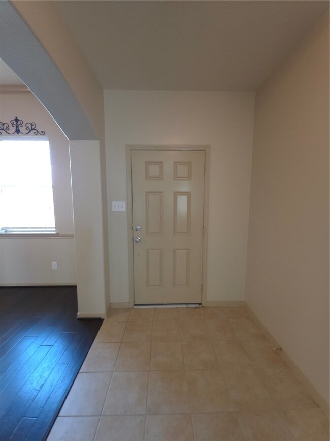 Building Photo - 9707 Indian Trail Rental