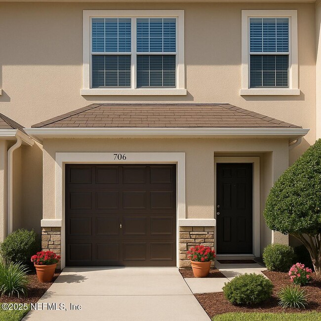 Photo - 706 Crystal Way