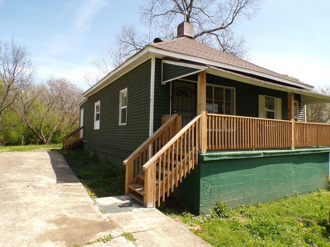 Photo - 1113 Portland St