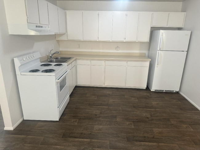 Photo - 172 W Clinton Ave Unidad Apt. 207