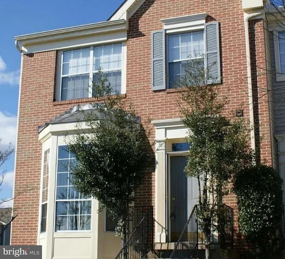 Photo - 3001 Cahill Ln