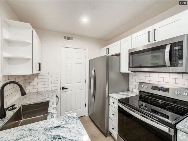 Building Photo - Milcrest Commons Unit 791 Rental