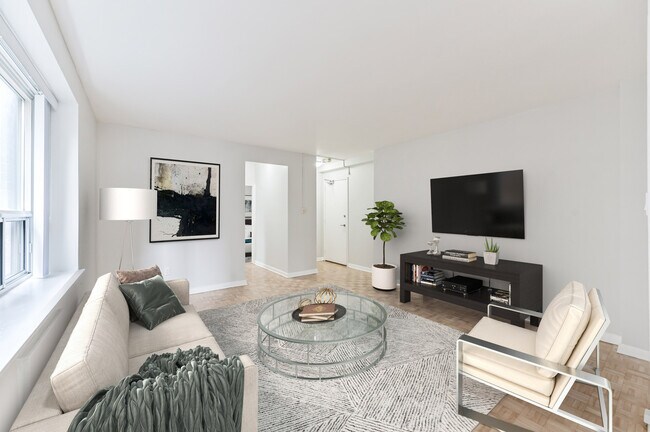 Building Photo - 149 St George St Unit 00402