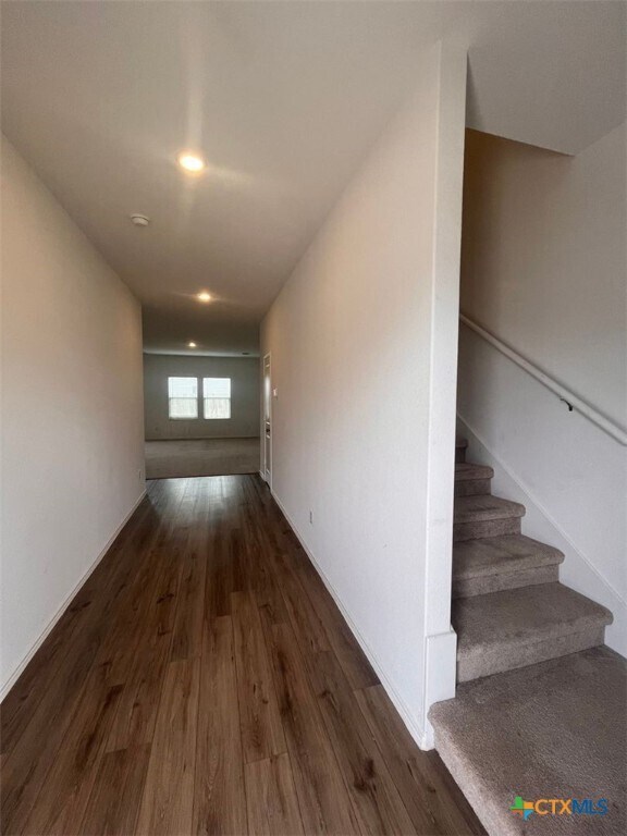 Photo - 346 Amber Gln