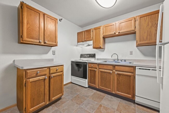 Cameron Heights Associates LLC