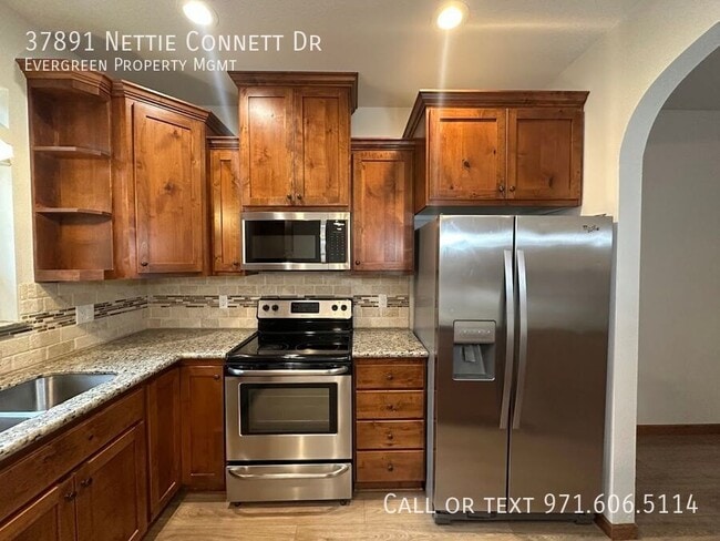 Photo - 37891 Nettie Connett Dr