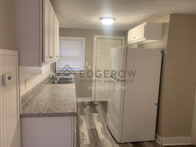 Photo - 99 Houston Ave Unidad 2