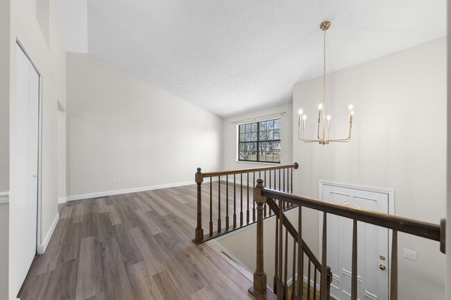 Photo - TOTALLY UPDATED 3 BEDROOM HOUSE IN WEST KN...