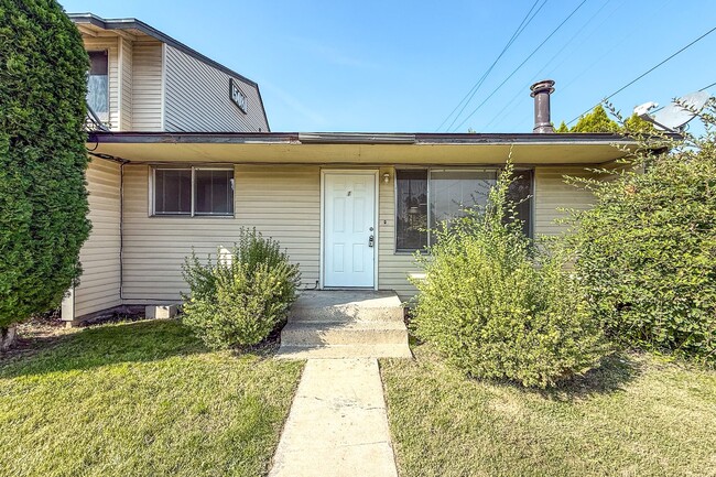 Building Photo - Tahoma Park Apartments