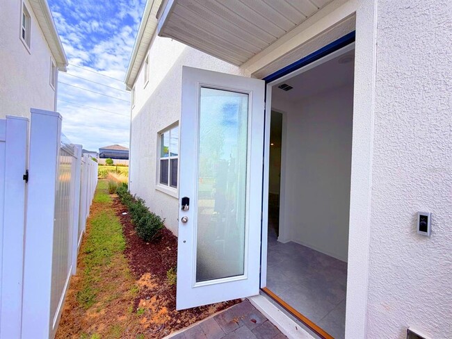 Photo - 398 Bogey Dr