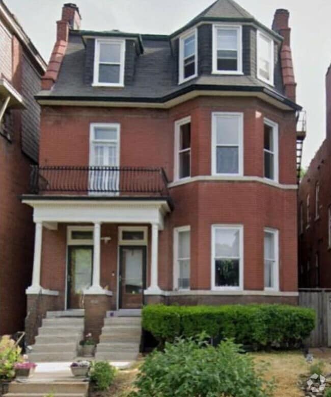 Building Photo - 3449 Crittenden St Rental