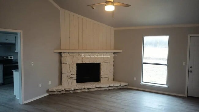 Photo - 8009 E Lansing St