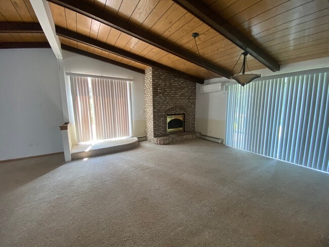 Valhalla Villa Townhomes