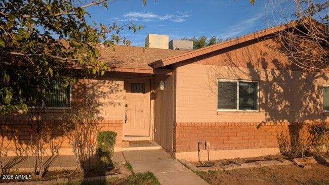 Photo - 305 S Monterey St