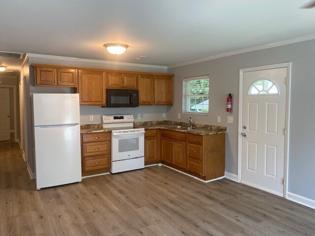 Photo - 1211 Hibiscus St