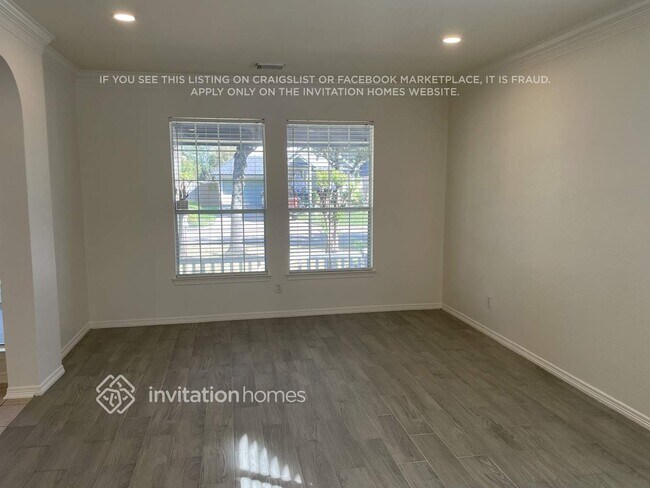Photo - 15231 Henderson Point Dr