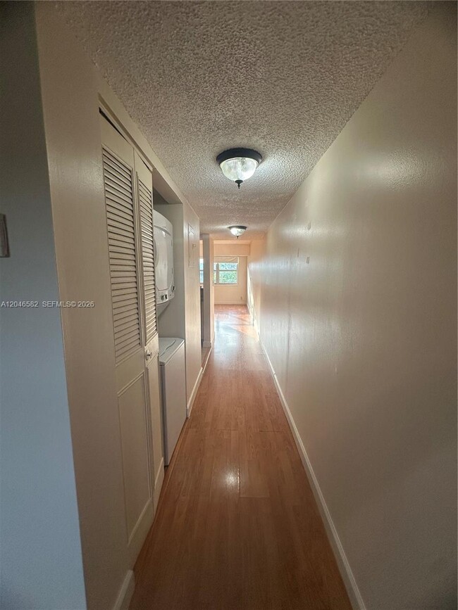 9500 SW 3rd St Unit 254