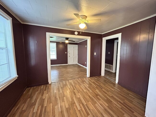 Photo - 1807 W 27th Ave
