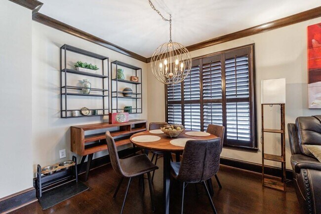 Photo - 3334 Peachtree Rd NE Unidad 1506