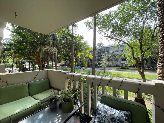 Building Photo - 1800 Sans Souci Blvd Unit 206