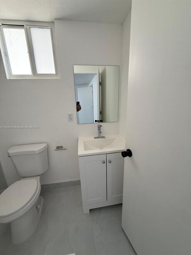 Photo - 6931 SW 24th Ct